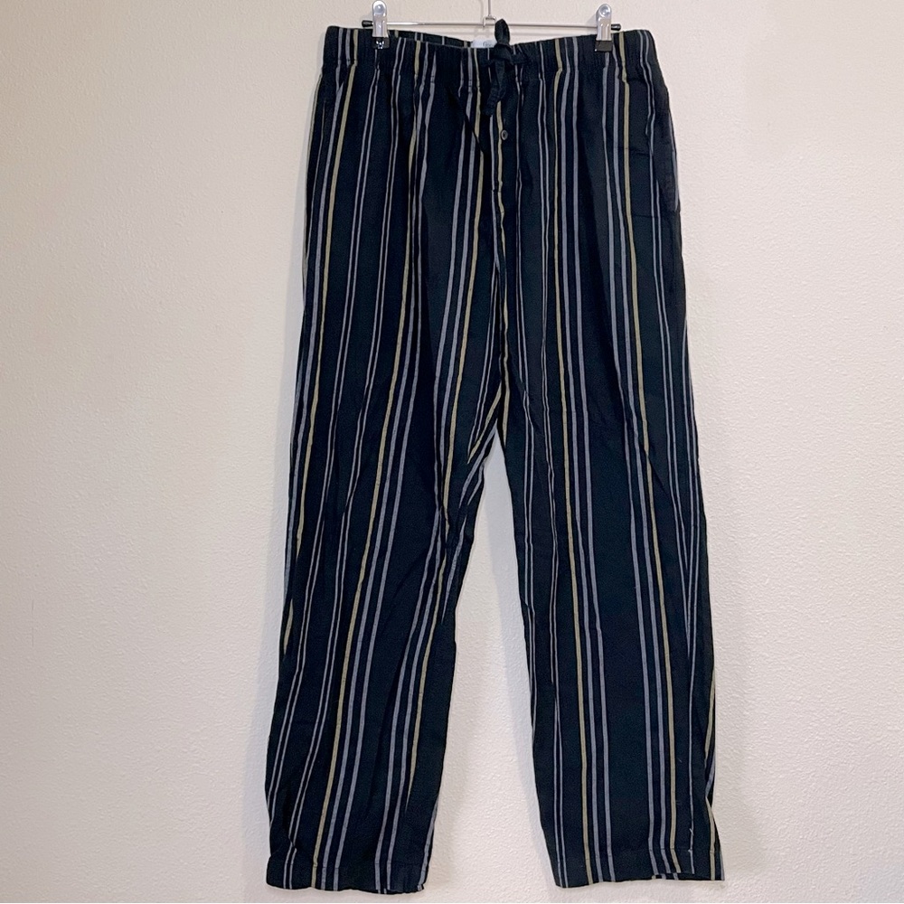 Striped, Goodfellow sweat pants. 100% cotton